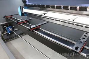 Nouvelle conception de la presse plieuse CNC 200T4000 Machine de pliage de plaques d'aluminium