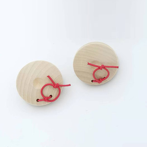 Juego de 5 Instrumentos de Percusión Orff de Madera con Triángulo, Castañeta, Pandereta y Sonajero para Niños, Regalo Musical - Product Image 2