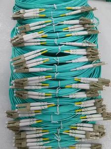 デュプレックス2芯ブルーPVC LSZH屋内FTTH用OM3 10m LCマルチモード光ファイバーピグテールジャンパーパッチコード - Product Image 2