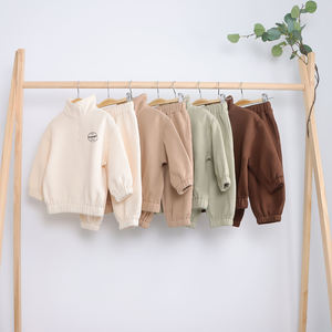 Pull d'entraînement personnalisé 280 g/m² en éponge française quart de fermeture éclair pour enfants Style de base élastique côtelé col montant impression d'automne blanc hiver - Product Image 5