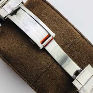 Reloj de Pulsera Mecánico Automático de Lujo Personalizado de Alta Calidad para Hombre con Cadena Dorada de Cinco Eslabones, Reloj al por Mayor - Product Image 4