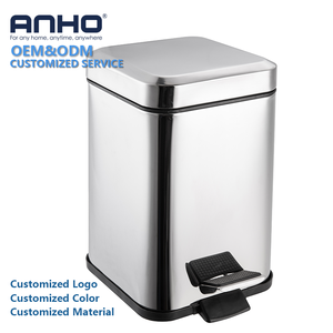 Poubelle compacte à pédale <span class=keywords><strong>en</strong></span> acier inoxydable 410 – Design carré et fin pour intégration sous armoire ou dans un placard avec <span class=keywords><strong>action</strong></span> de pédale de précision - Product Image 1