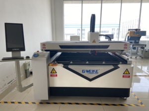 Đơn giản để hoạt động gweike lf1325lc sợi <span class=keywords><strong>Laser</strong></span> máy cắt kim loại tấm <span class=keywords><strong>Laser</strong></span> Cutter với raycus <span class=keywords><strong>Laser</strong></span> nguồn - Product Image 5