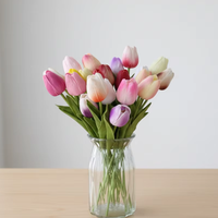 J-05152 Meilleures ventes, fleurs artificielles réalistes au toucher naturel, tulipes artificielles pour la décoration de table à la maison