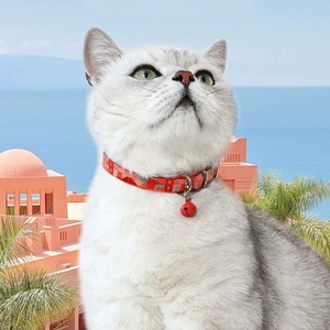 Collier pour chat mignon avec clochette, boucle de ceinture vintage, collier réglable en polyester pour chaton, motifs multi-imprimés, accessoires de mode pour animaux de compagnie - Product Image 5