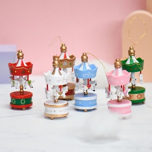 Carrousel en Bois Décoration de Noël Ornements Mini Pendentif Suspendu Manège Décoration d'Arbre de Noël Style <span class=keywords><strong>Vintage</strong></span> - Product Image 5