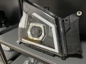 Faro LED Súper Brillante GHCD para Isuzu Serie 600P |   Faro Delantero con Lente DRL en Forma <span class=keywords><strong>de</strong></span> 7 para Camión Ligero Isuzu NPR/NKR - Product Image 3