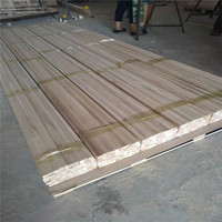 Moulures triangulaires en bois massif de Paulownia non finies pour la décoration