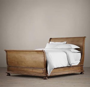 Lit traîneau en bois massif style campagne française, finition vieillie et patinée, tailles King et Queen, idéal pour villa, chambre principale ou chambre à coucher. - Product Image 2