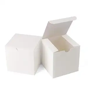 Caja de regalo de promoción de papel plegable de cartón blanco pequeño corrugado reciclable personalizado con impresión