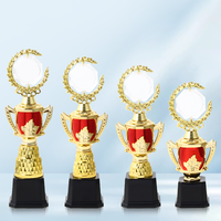 Nouveau design 2026 – Trophée de ballet en plastique coloré de haute qualité, coupe de récompense pour concours de beauté avec socle haut