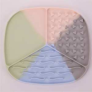 Al por mayor, tapetes de silicona personalizados para mascotas, antideslizantes, para lamer y alimentación lenta, con tazones y comederos de 200 ml - Product Image 6