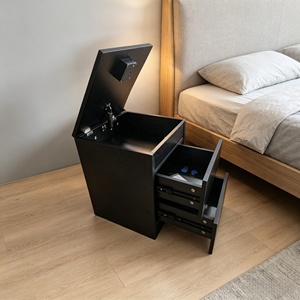 Table de chevet sécurisée et élégante avec compartiment caché pour armoire à armes, étagère de rangement en bois avec serrure à carte NFC pour chambre à coucher - Product Image 2