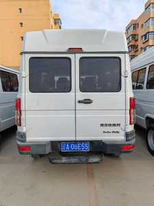 <span class=keywords><strong>Iveco</strong></span> <span class=keywords><strong>Daily</strong></span> 2016 Usada, Blanca, <span class=keywords><strong>5</strong></span> <span class=keywords><strong>Plazas</strong></span>, Uso Urbano y Comercial de Mercancías, MPV, MINIBUS, Furgoneta - Product Image 5