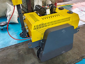 Nouveau rouleau compresseur à double tambour vibrant avec moteur de 9 CV et pompe hydraulique à vendre - Product Image 4