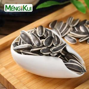 بذور عباد الشمس العضوية الخام المجففة بالجملة من منغوليا الداخلية الصينية المنشأ موديل 361 عبوة 25 كجم - Product Image 1