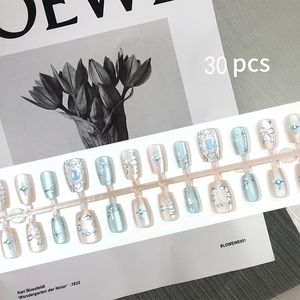 30 قطعة من الأظافر الصناعية القصيرة الملونة بتصميم نجمة وفيونكة وقلب، مجموعة أظافر اصطناعية سهلة التركيب - Product Image 4