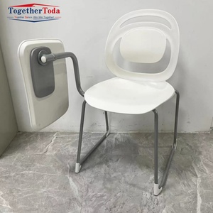 Chaise en plastique moderne pour salle à manger scolaire et réunions, avec tablette d'écriture, chaise de bureau en plastique, chaise de conférence, chaise de formation à roulettes - Product Image 1