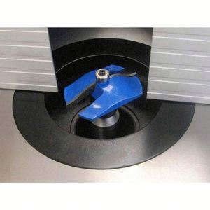 Machine à polir et à rainurer le bois avec table coulissante, moteur 2 kW pour le fraisage et le rabotage des surfaces - Product Image 3