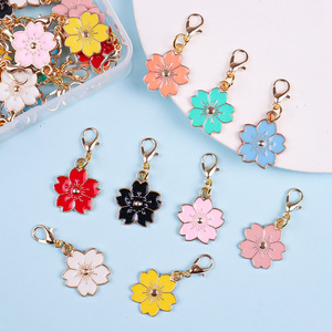 Colgante de Esmalte con Diseño de Flor de Sakura Colorida y Cierre de Mosquetón para Accesorios de Fabricación de Joyería DIY y Pendientes Hechos a Mano - Product Image 6