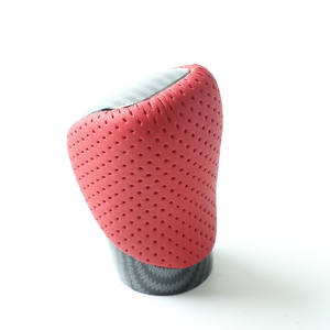 Pommeau de levier de vitesse de voiture en fibre de carbone, cuir perforé rouge, ergonomique, pour Lexus ESNX260 - Product Image 2