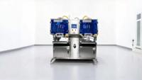 Machine de remplissage aseptique automatique à double tête pour sachets de lait en boîte (BIB)