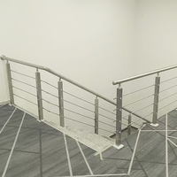Poteaux de garde-corps verticaux pré-ensinellés en acier inoxydable et PVC pour hôtels, rampes d'escalier modernes résistantes à la rouille, sans découpe de câbles sur site