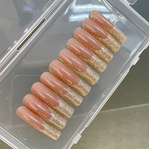 Nouvelle Collection : Faux Ongles à Coller en Acrylique Faits Main, Couverture Complète Extra Longue, Forme Cercueil Scintillante, 10 Pièces Pré-conçues - Product Image 5