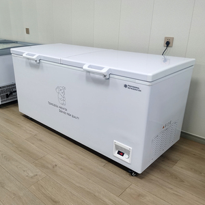 <span class=keywords><strong>Congélateur</strong></span> horizontal commercial à refroidissement direct 660L, <span class=keywords><strong>congélateur</strong></span> <span class=keywords><strong>coffre</strong></span> à ouverture par le haut à température unique <span class=keywords><strong>pour</strong></span> le stockage de la viande - Product Image 2