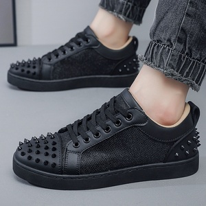 Sneakers da Uomo 2026 per Tutte le Stagioni, Stile Casual Sportivo con Lacci, Borchie e Strass, Modello Low Top - Product Image 4