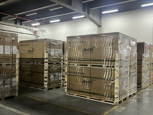 Panneaux solaires monocristallins Jinko Tiger Neo N-type JKM570-590N-72HL4 570-590 Watt 580w 585w 590w 595w 580w Panneaux solaires monocristallins monofaciaux - Product Image 3