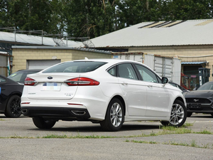 <span class=keywords><strong>Mondeo</strong></span> <span class=keywords><strong>2020</strong></span> Modèle 200 Version Essence Faible Kilométrage Disponible Dès Maintenant - Product Image 4