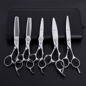 Nuovo <span class=keywords><strong>Set</strong></span> Professionale per Taglio Capelli 5 Pezzi, <span class=keywords><strong>Set</strong></span> di Forbici Professionali <span class=keywords><strong>da</strong></span> <span class=keywords><strong>Parrucchiere</strong></span> e Barbiere - Product Image 1