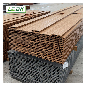 <span class=keywords><strong>Prix</strong></span> Usine 2,9 m Planche de <span class=keywords><strong>Terrasse</strong></span> WPC Creuse Anti-Pliage de Haute Qualité à Emboîtement, Revêtement de Sol Extérieur Effet <span class=keywords><strong>Bois</strong></span> pour Terrasses de Parcs - Product Image 1