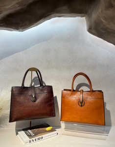 Sac fourre-tout vintage en cuir véritable pour femme avec bandoulière réglable, marron <span class=keywords><strong>cognac</strong></span>, vente en gros OEM - Product Image 1