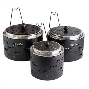 Ensemble de trois chauffe-plats en métal, finition noire, design élégant, casseroles classiques et chics, hotpot en métal - Product Image 1