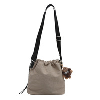 Sac à bandoulière sport léger à fermeture simple, décontracté, grande capacité, pour femme, en nylon et polyester, plissé, tendance, type seau