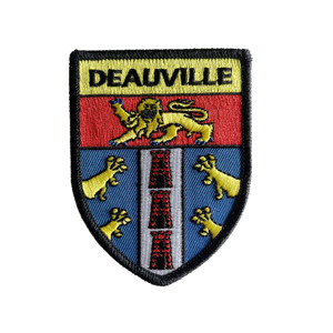 Patch brodé avec crochet et boucle Mont St Michel Deauville France Patch de broderie française - Product Image 3
