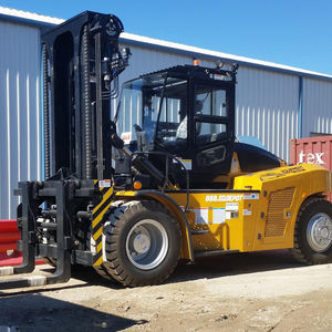 Chinesischer Gabelstapler-Hersteller 46-Tonnen SCP460c1 Gabelstapler zum Verkauf mit 2-Stufen-Mast 3-5m Hubhöhe für Industrielle Hafenbetriebe - Product Image 2