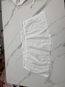 Joli tablier vintage en dentelle à la taille, style rétro, pour cuisine, pâtisserie, ou comme tablier de femme de ménage - Product Image 4