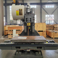 Centre d'usinage CNC en gros VMC850 3 4 5 axes, machine de fraisage contrôlée par Fanuc, modèle simple et automatique VMC855 VMC866 en stock