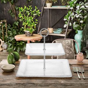 Support de service carré en verre à deux niveaux de 11 pouces avec support en métal, style classique pour l'affichage de plats, de desserts, d'apéritifs et de fêtes - Product Image 2
