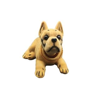 首振り犬ボブルヘッド子犬人形面白いスイングカーオーナメントダッシュボードキュートインテリアキット自動首振りおもちゃ樹脂QYブランド - Product Image 1