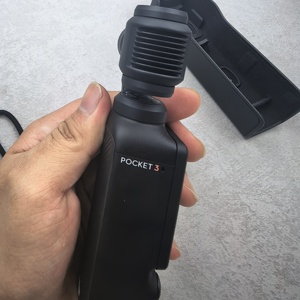 กล้องแอคชั่น <span class=keywords><strong>Osmo</strong></span> Pocket <span class=keywords><strong>3</strong></span> เซ็นเซอร์ CMOS ขนาด 1 นิ้ว ถ่ายวิดีโอ 4K 120fps ติดตามใบหน้า/วัตถุ หน้าจอสัมผัสหมุนได้ 2 ทิศทาง แบตเตอรี่ 1300mAh รองรับ Bluetooth 5.2 - Product Image 2