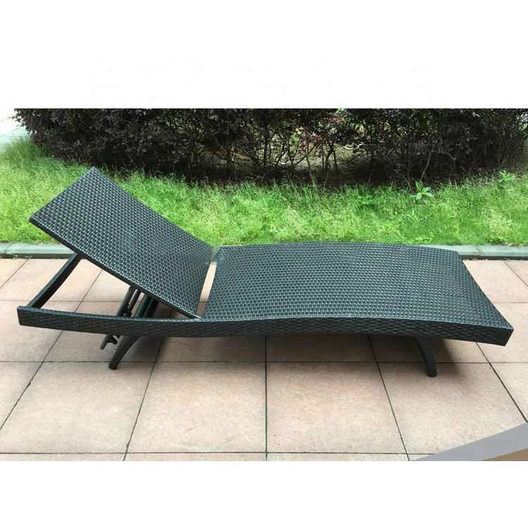 Hoge Kwaliteit Tuin Pe Rotan Ligstoel Stoel Gebruikt Tuinmeubilair Chaise Lounge Awrf7019-a Uit China Terrasmeubilair