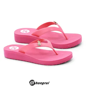 Special Design sandals flip flops flat metal buckle fashion decorate wedge slippers flip flops for woman new style 2023