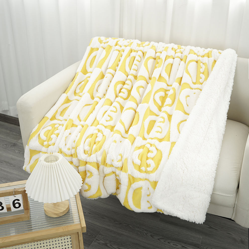 สีเหลือง