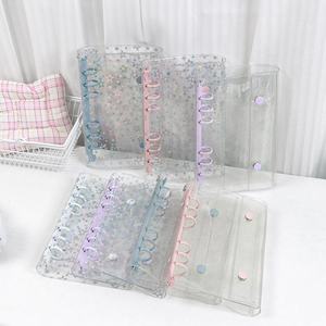 20 PCS A6 Couverture de classeur à <span class=keywords><strong>anneaux</strong></span> en PVC souple 6 <span class=keywords><strong>anneaux</strong></span> Couverture de classeur transparente pour planificateur Couverture de classeur à <span class=keywords><strong>anneaux</strong></span> ronds rose violet pour carnet rechargeable - Product Image 1