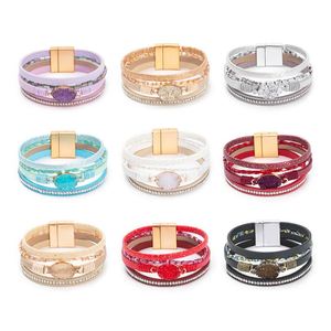 Pulsera de Cuero Negro, Exportador Profesional Experimentado, Detalle de Incrustaciones de Madera, Regalo Navideño para Mujer, Color de Alta Fidelidad - Product Image 2