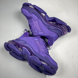 2026 Chaussures de sport triples en cuir de luxe de créateur de premier plan, originales, célèbres et tendance, pour la marche décontractée - Product Image 6